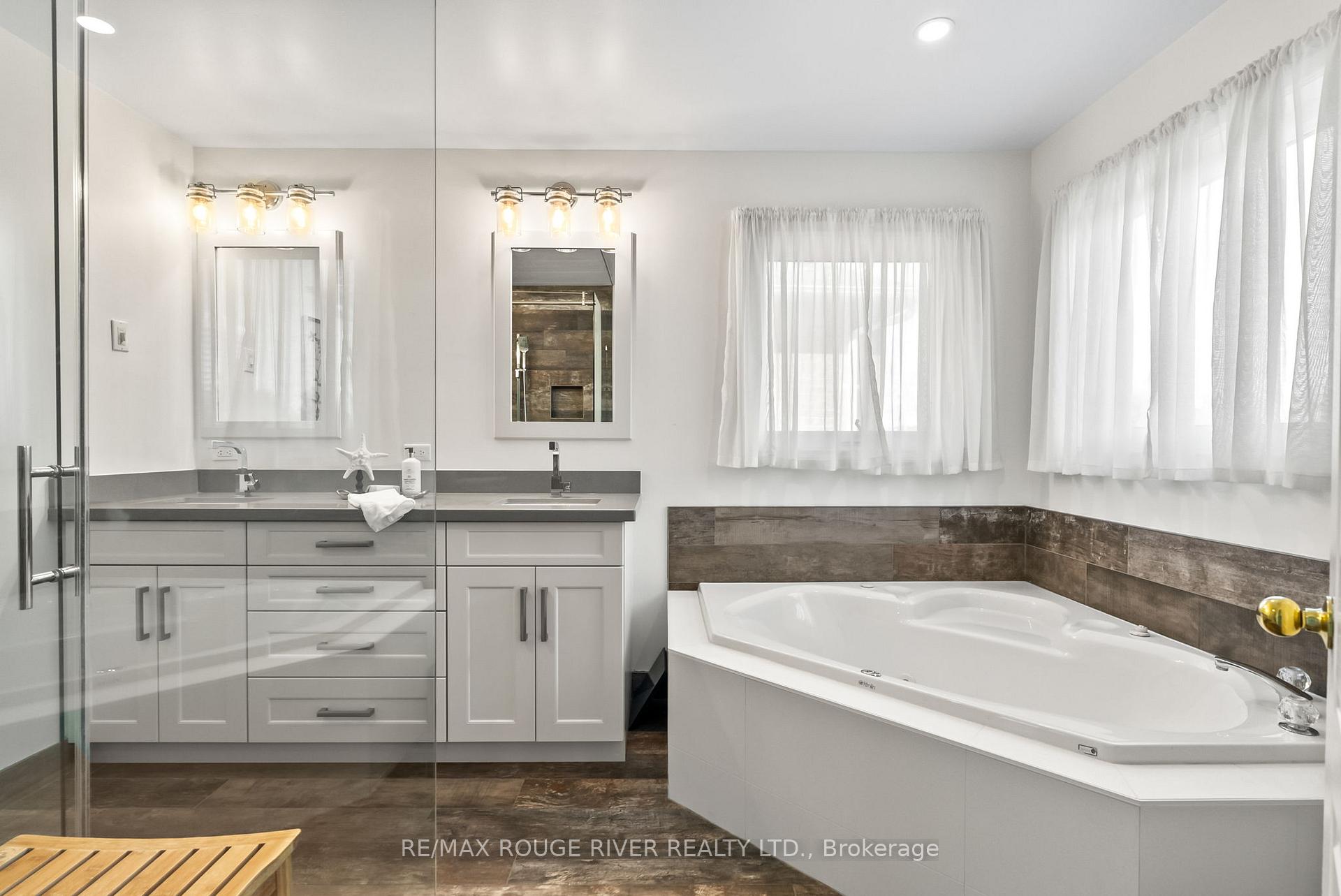 Photo 25 of 23 Dewbourne Place, Whitby, Pringle Creek — HOMEH