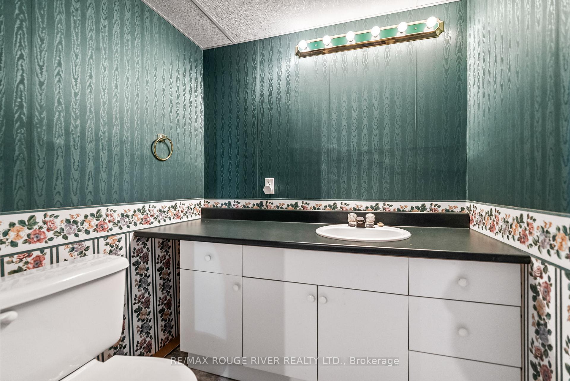 Photo 42 of 23 Dewbourne Place, Whitby, Pringle Creek — HOMEH