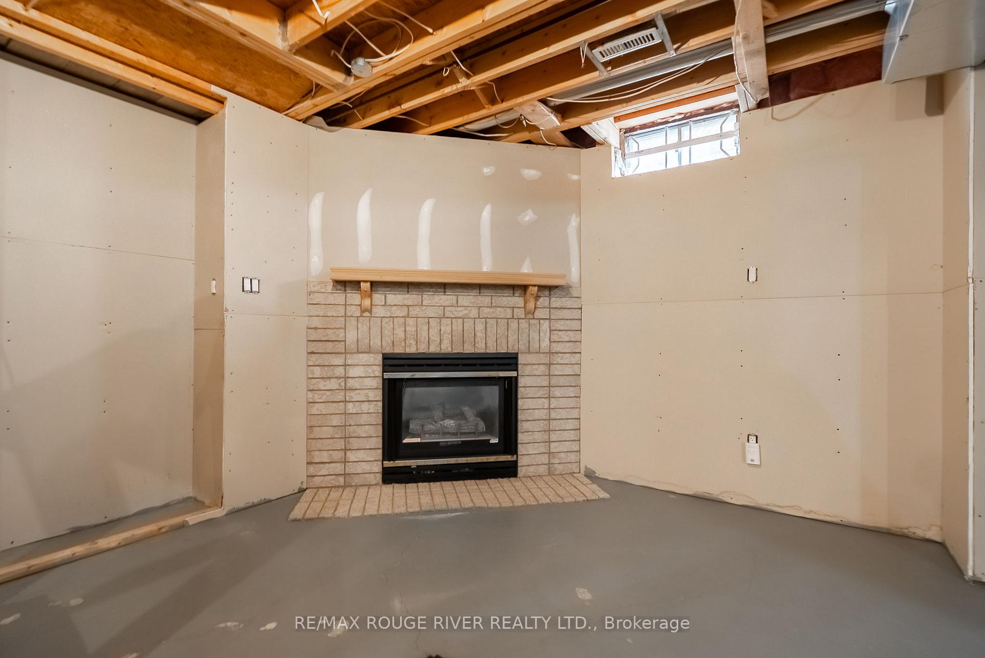 Photo 44 of 23 Dewbourne Place, Whitby, Pringle Creek — HOMEH