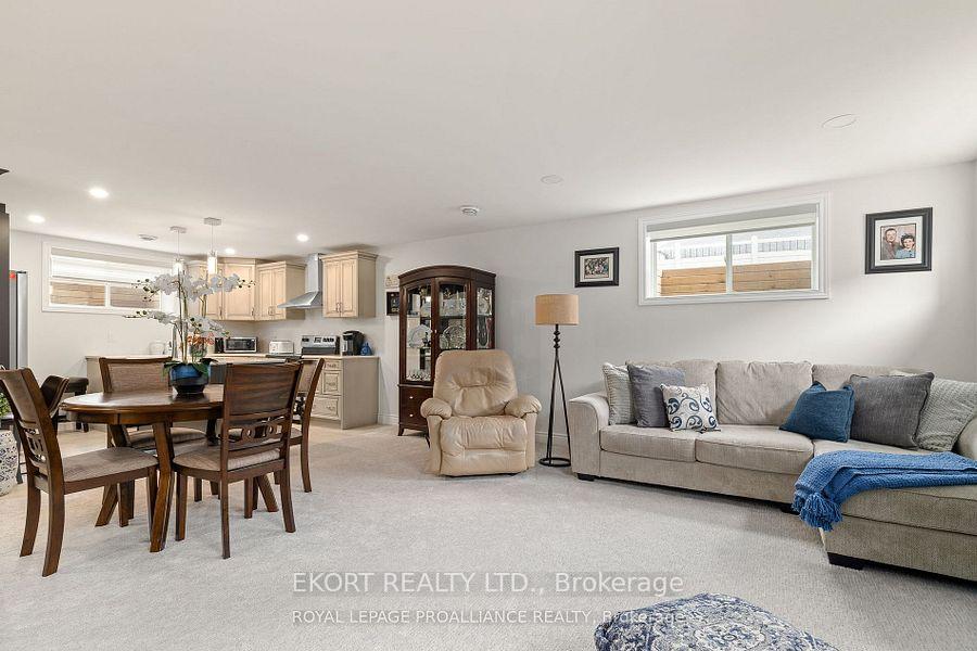 Photo 4 of 31 Raycroft Drive, Belleville, Thurlow Ward — HOMEH