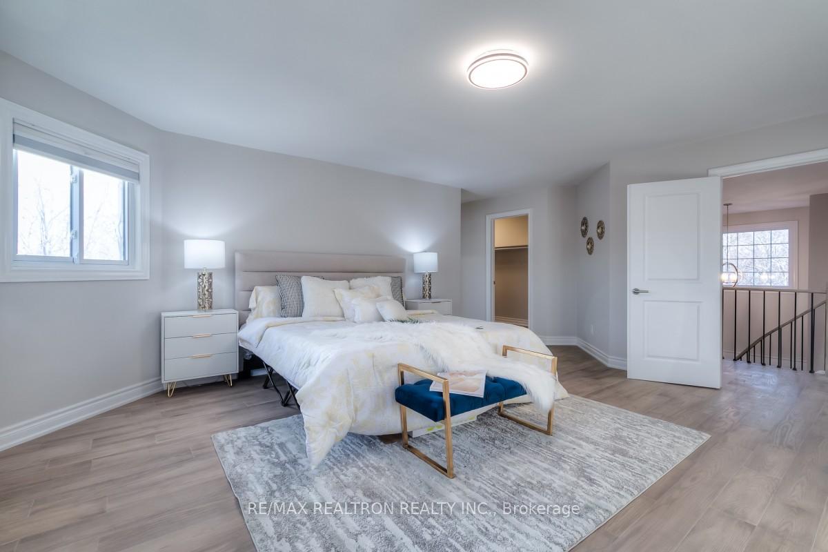 Photo 26 of 33 Flint Crescent, Whitby, Rolling Acres — HOMEH