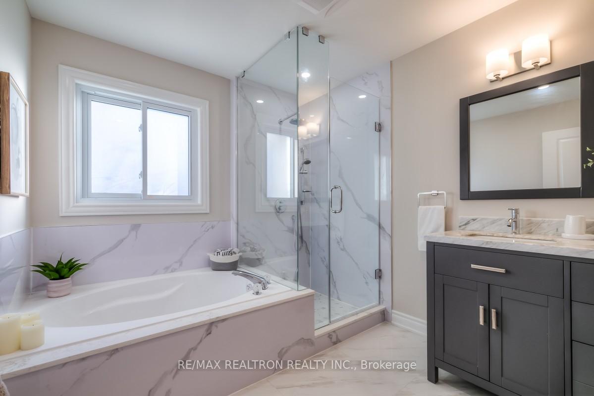 Photo 28 of 33 Flint Crescent, Whitby, Rolling Acres — HOMEH