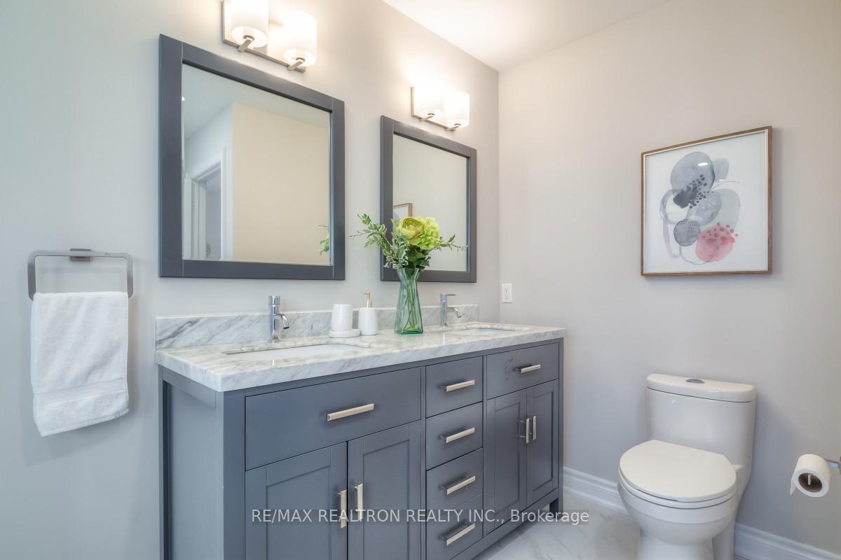 Photo 29 of 33 Flint Crescent, Whitby, Rolling Acres — HOMEH