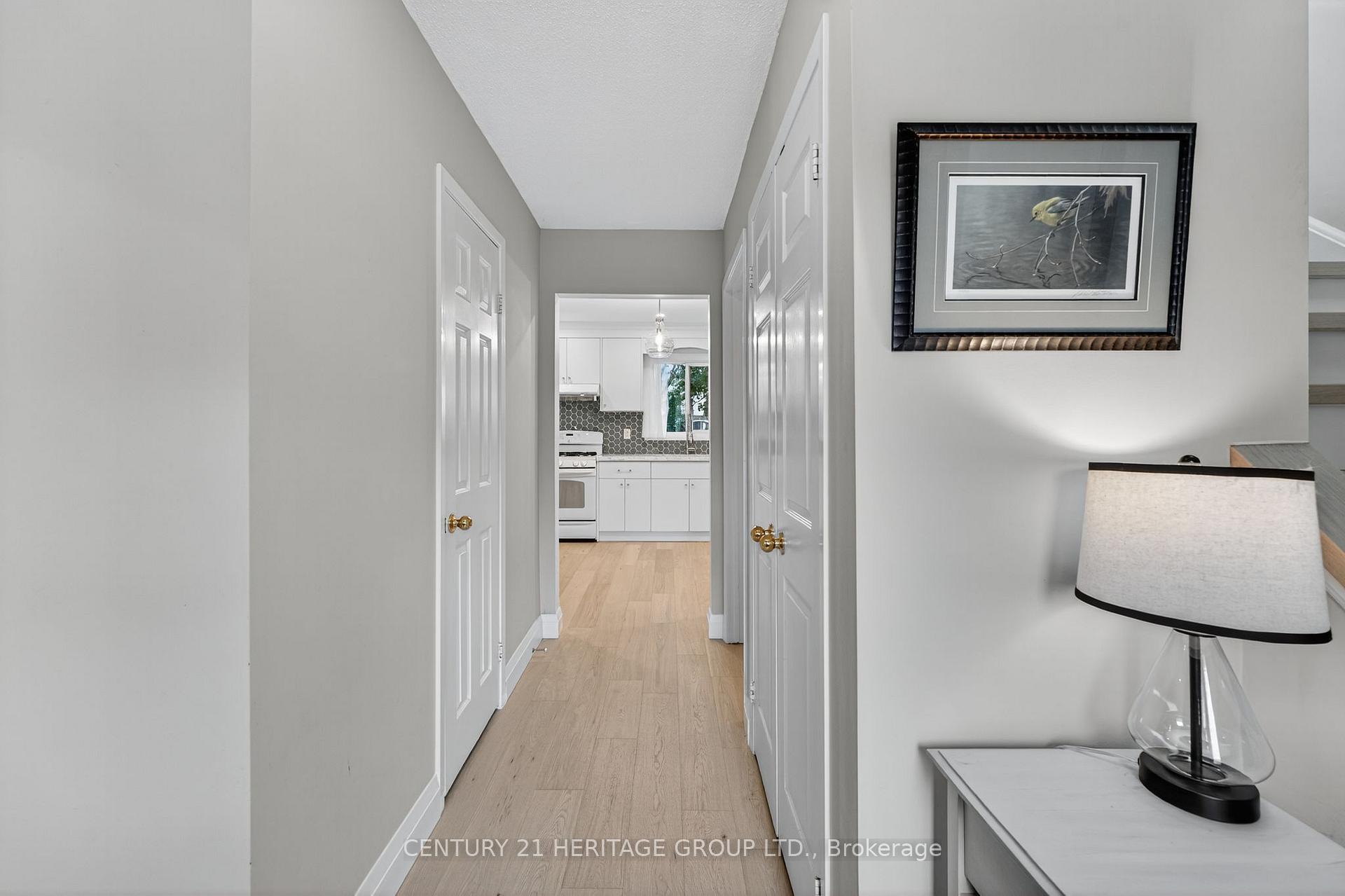 Photo 6 of 57 Stoddart Drive, Aurora, Aurora Highlands — HOMEH