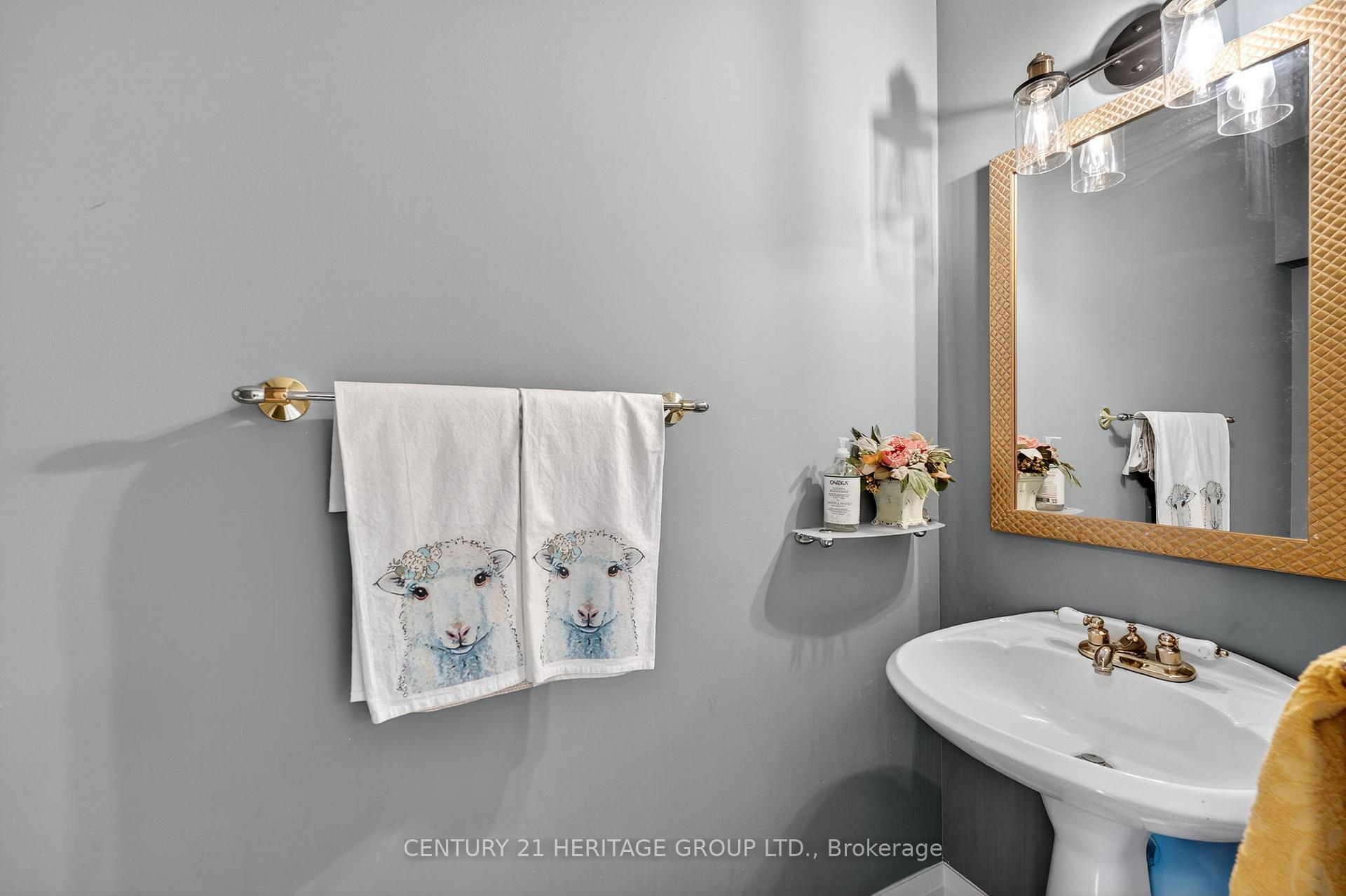 Photo 19 of 57 Stoddart Drive, Aurora, Aurora Highlands — HOMEH