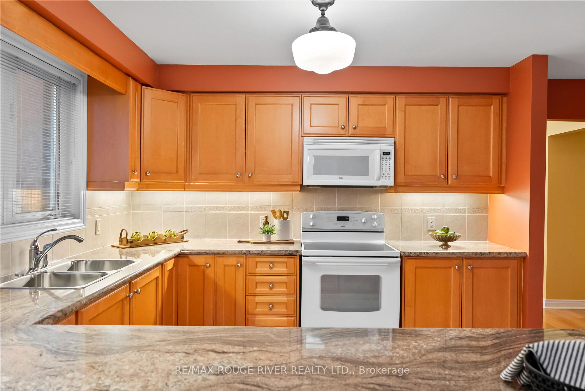 Photo 28 of 103 Sonley Drive, Whitby, Taunton North — HOMEH