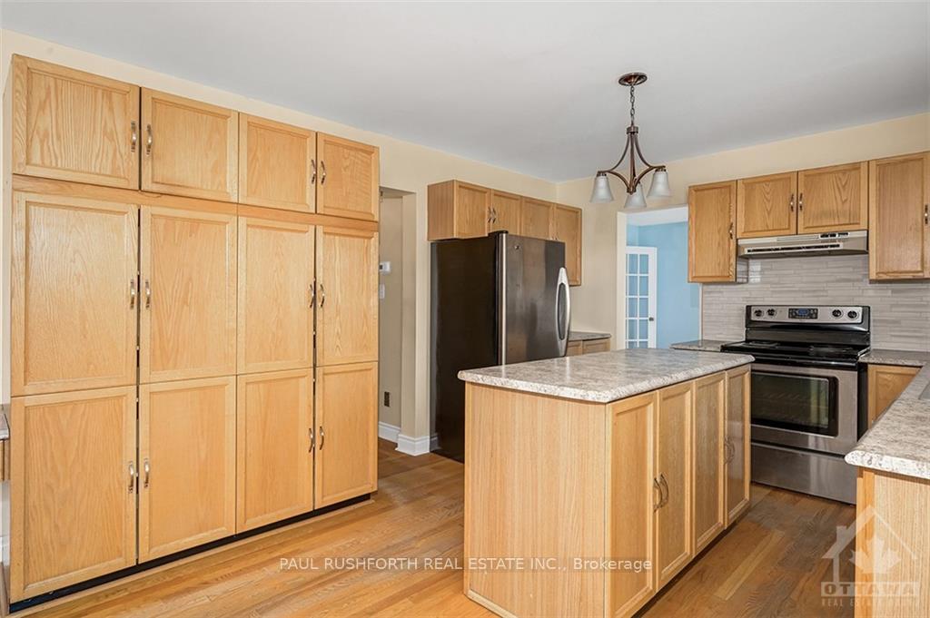 Photo 11 of 372 River Ridge Crescent, Ottawa, Bilberry Creek/Queenswood Heights — HOMEH
