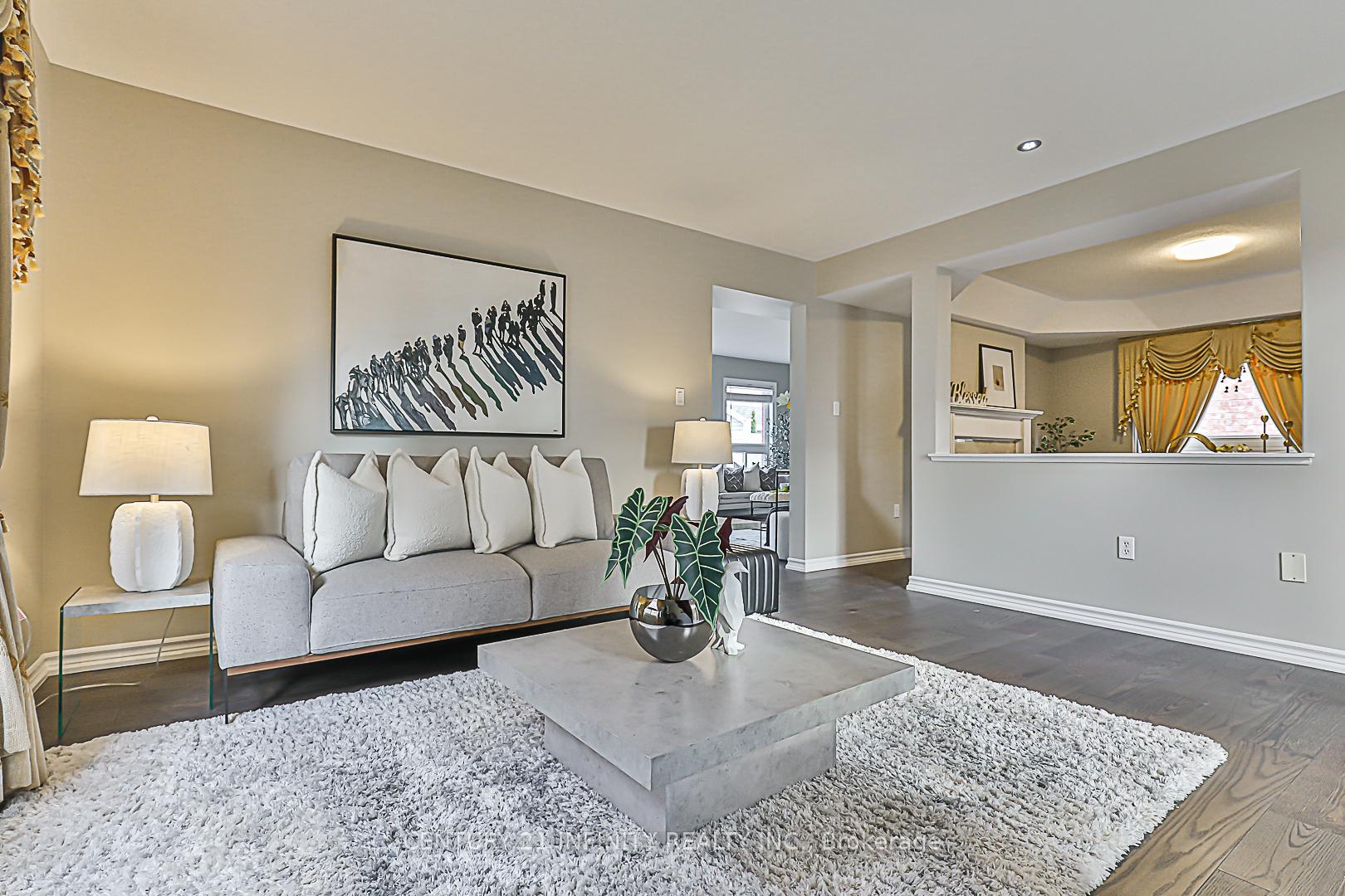 Photo 10 of 968 Greenleaf Circle, Oshawa, Taunton — HOMEH