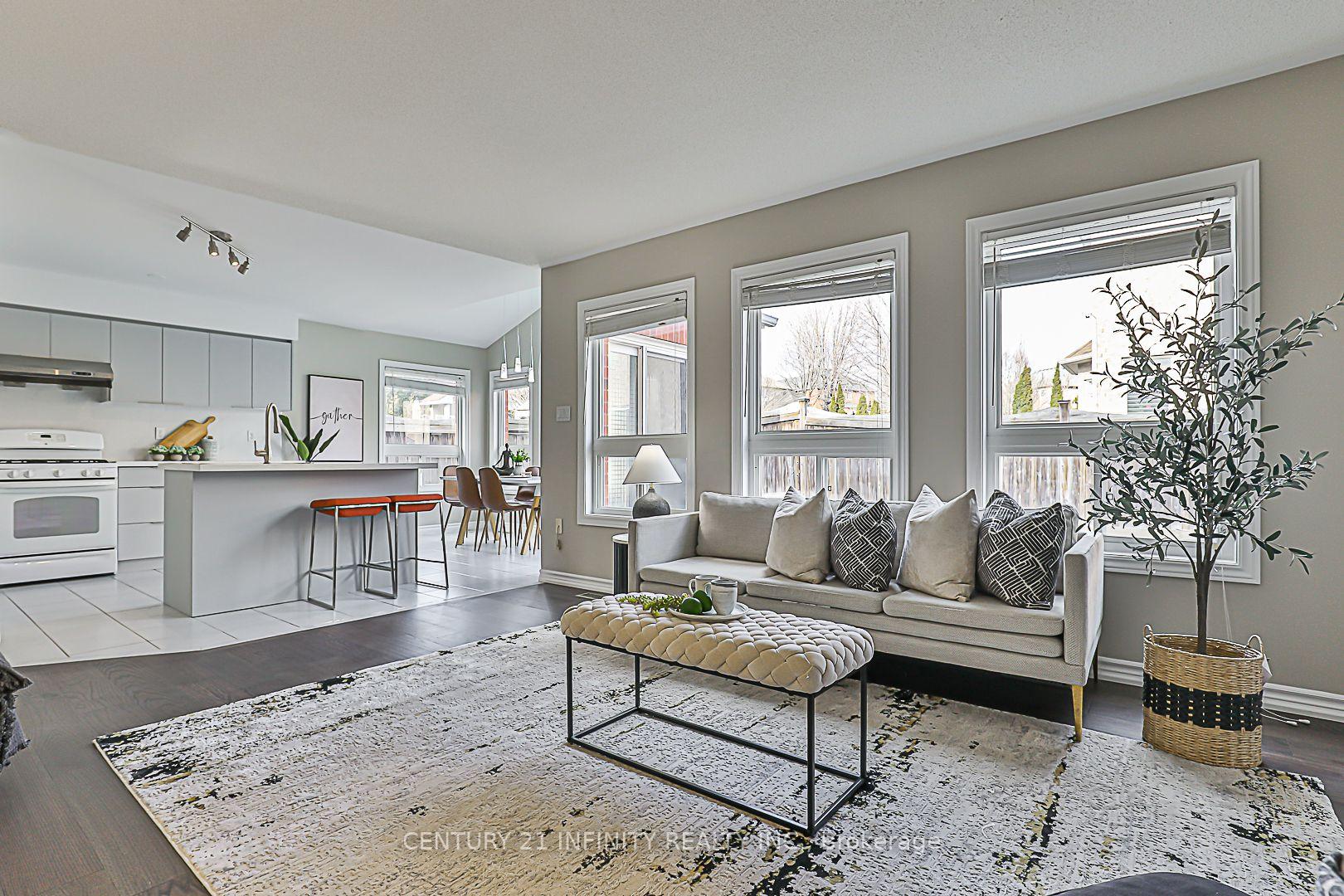 Photo 16 of 968 Greenleaf Circle, Oshawa, Taunton — HOMEH