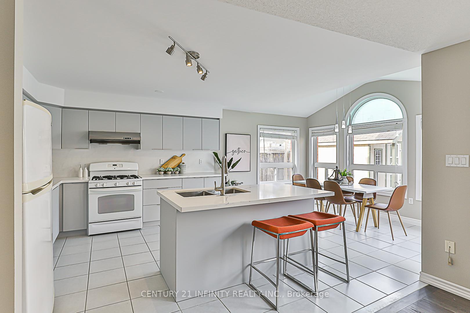 Photo 18 of 968 Greenleaf Circle, Oshawa, Taunton — HOMEH