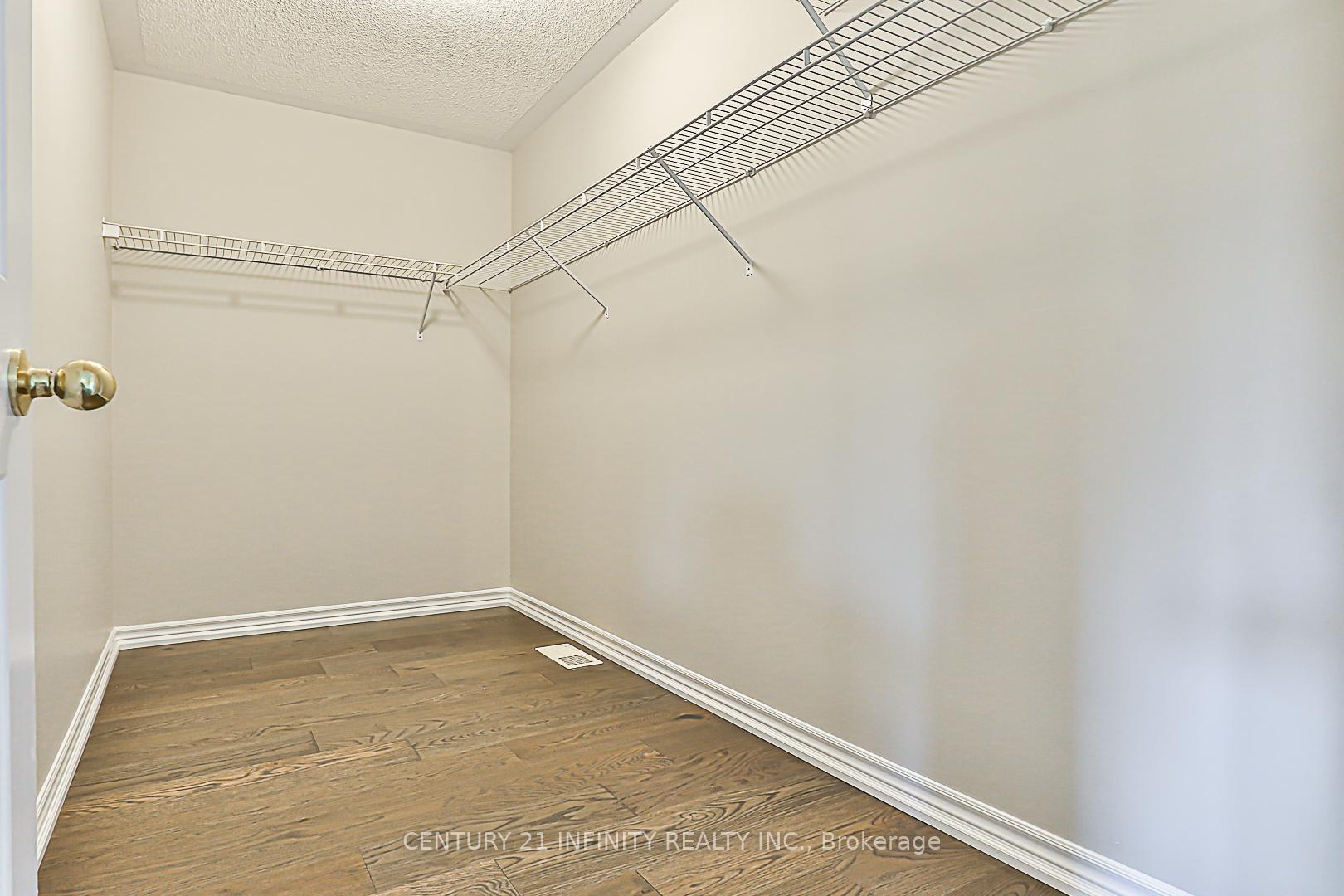 Photo 33 of 968 Greenleaf Circle, Oshawa, Taunton — HOMEH