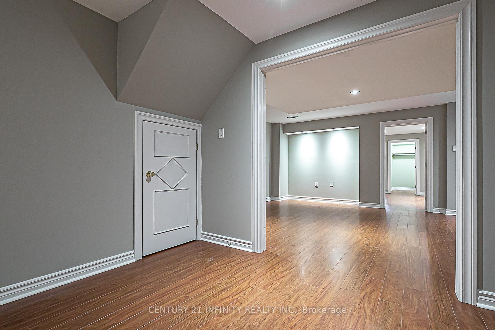 Photo 40 of 968 Greenleaf Circle, Oshawa, Taunton — HOMEH
