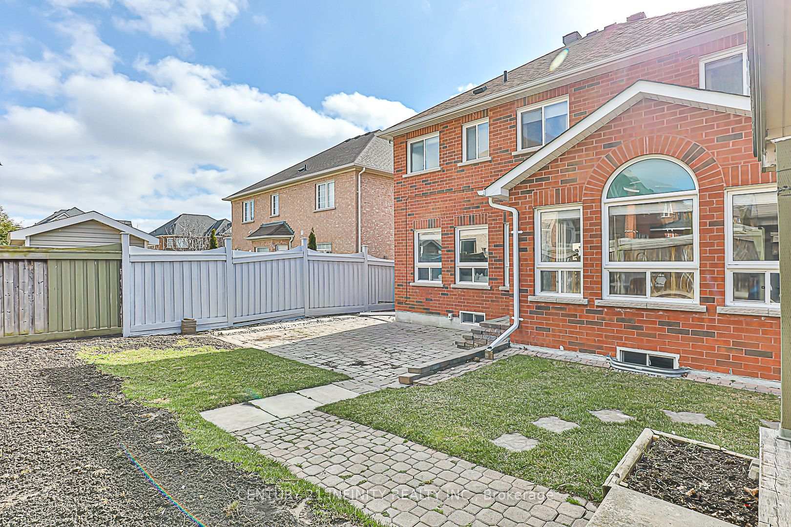Photo 48 of 968 Greenleaf Circle, Oshawa, Taunton — HOMEH