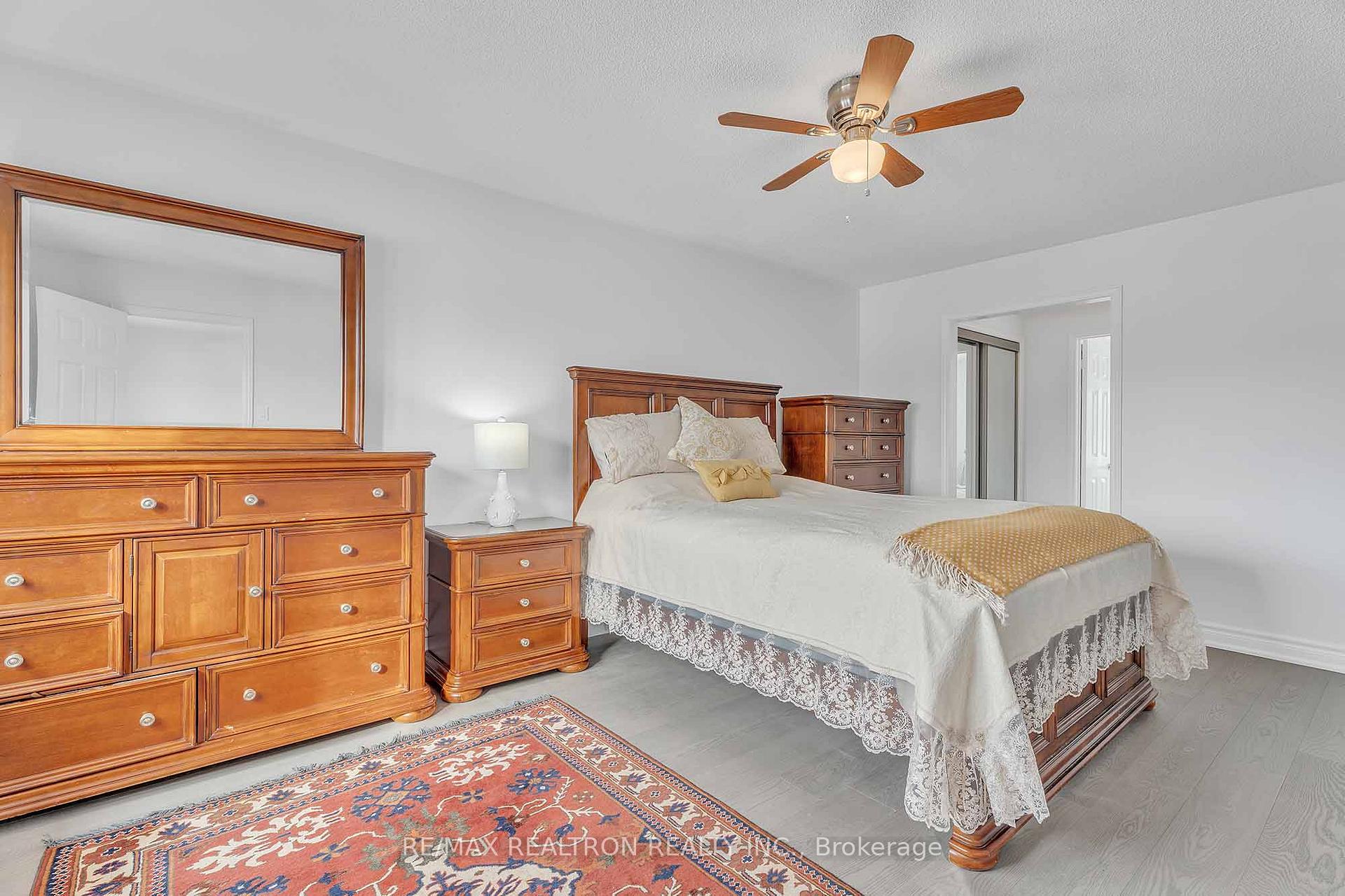 Photo 18 of 123 Mapes Avenue, Vaughan, West Woodbridge — HOMEH