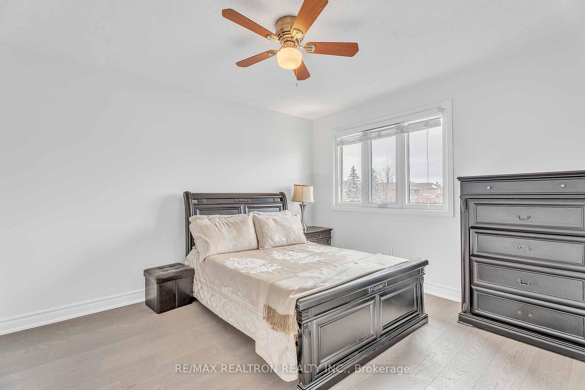 Photo 21 of 123 Mapes Avenue, Vaughan, West Woodbridge — HOMEH