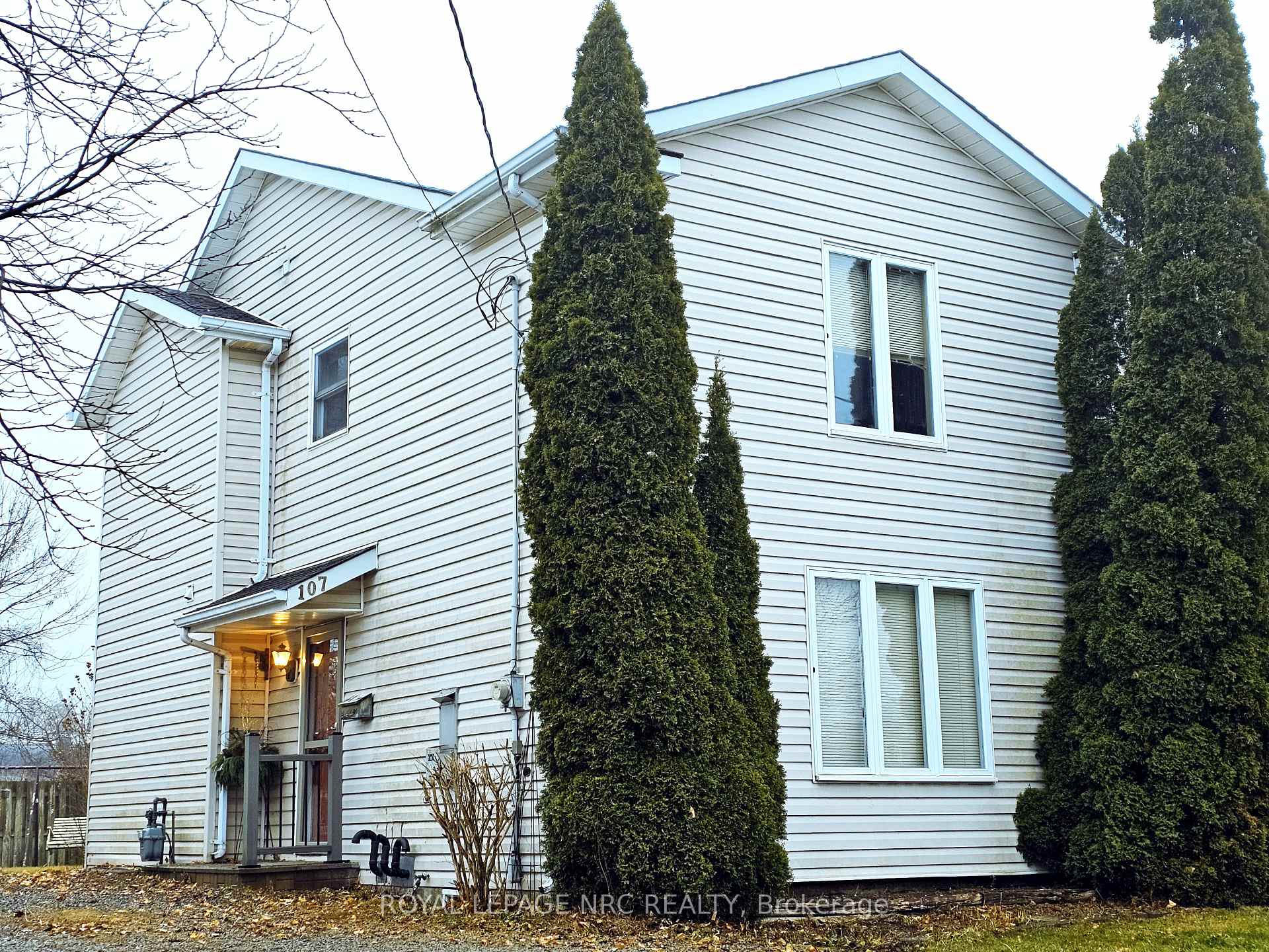 Photo 2 of 107 Commercial Street, Welland, Lincoln/Crowland — HOMEH