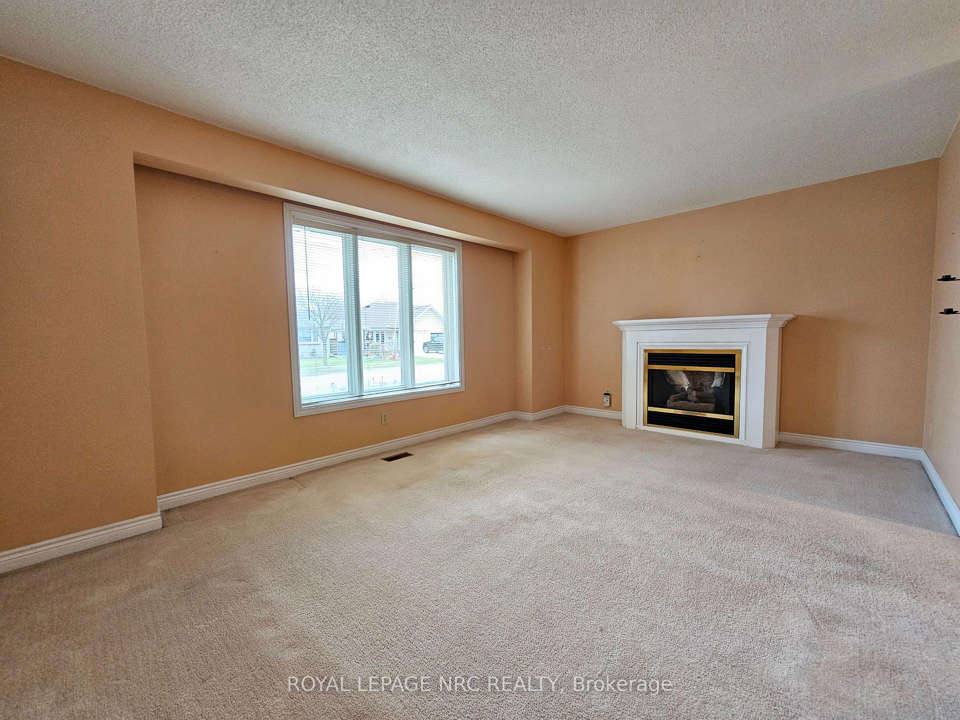 Photo 3 of 107 Commercial Street, Welland, Lincoln/Crowland — HOMEH