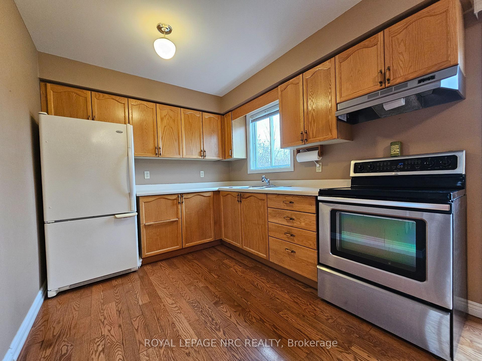 Photo 7 of 107 Commercial Street, Welland, Lincoln/Crowland — HOMEH