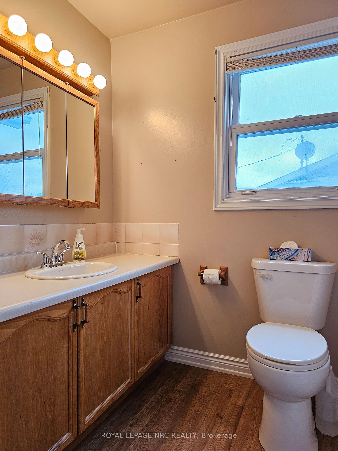 Photo 19 of 107 Commercial Street, Welland, Lincoln/Crowland — HOMEH