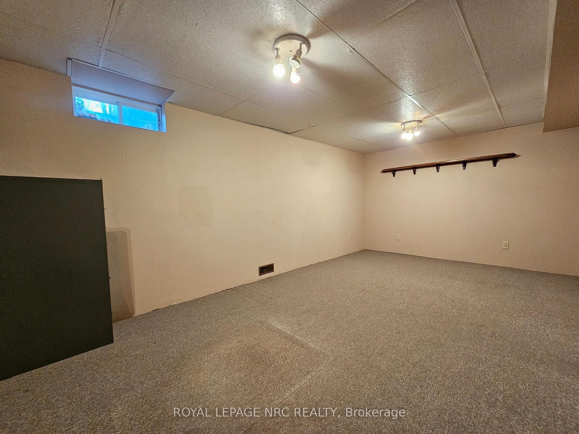 Photo 24 of 107 Commercial Street, Welland, Lincoln/Crowland — HOMEH
