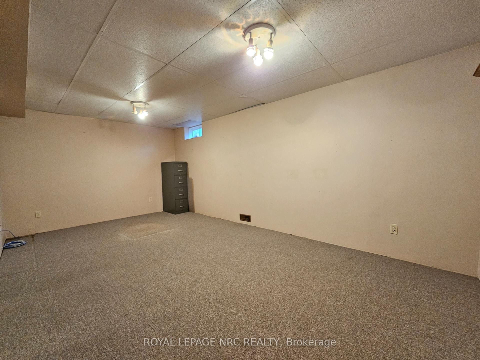 Photo 25 of 107 Commercial Street, Welland, Lincoln/Crowland — HOMEH