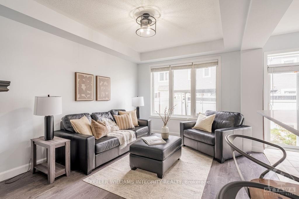 Photo 3 of 627 Monardia Way, Ottawa, Avalon West — HOMEH