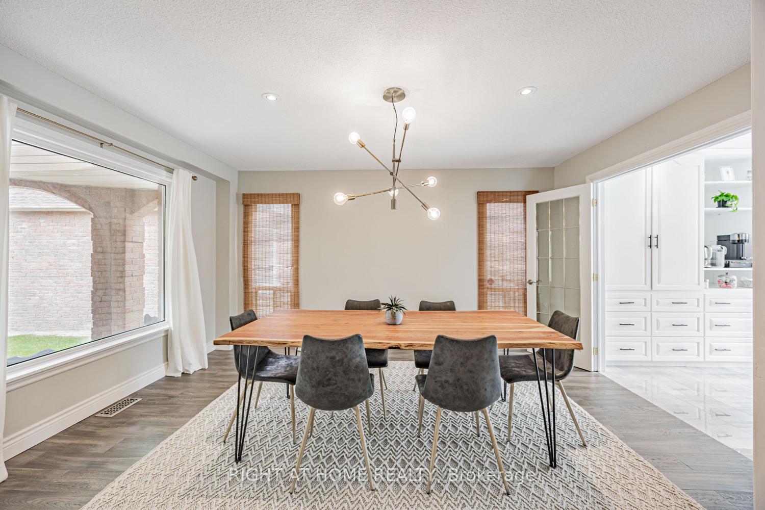 Photo 6 of 34 Beaumont Drive, Ajax, Central West — HOMEH