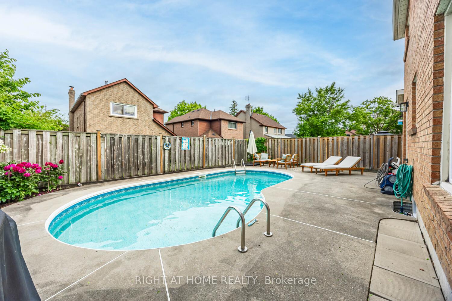 Photo 35 of 34 Beaumont Drive, Ajax, Central West — HOMEH