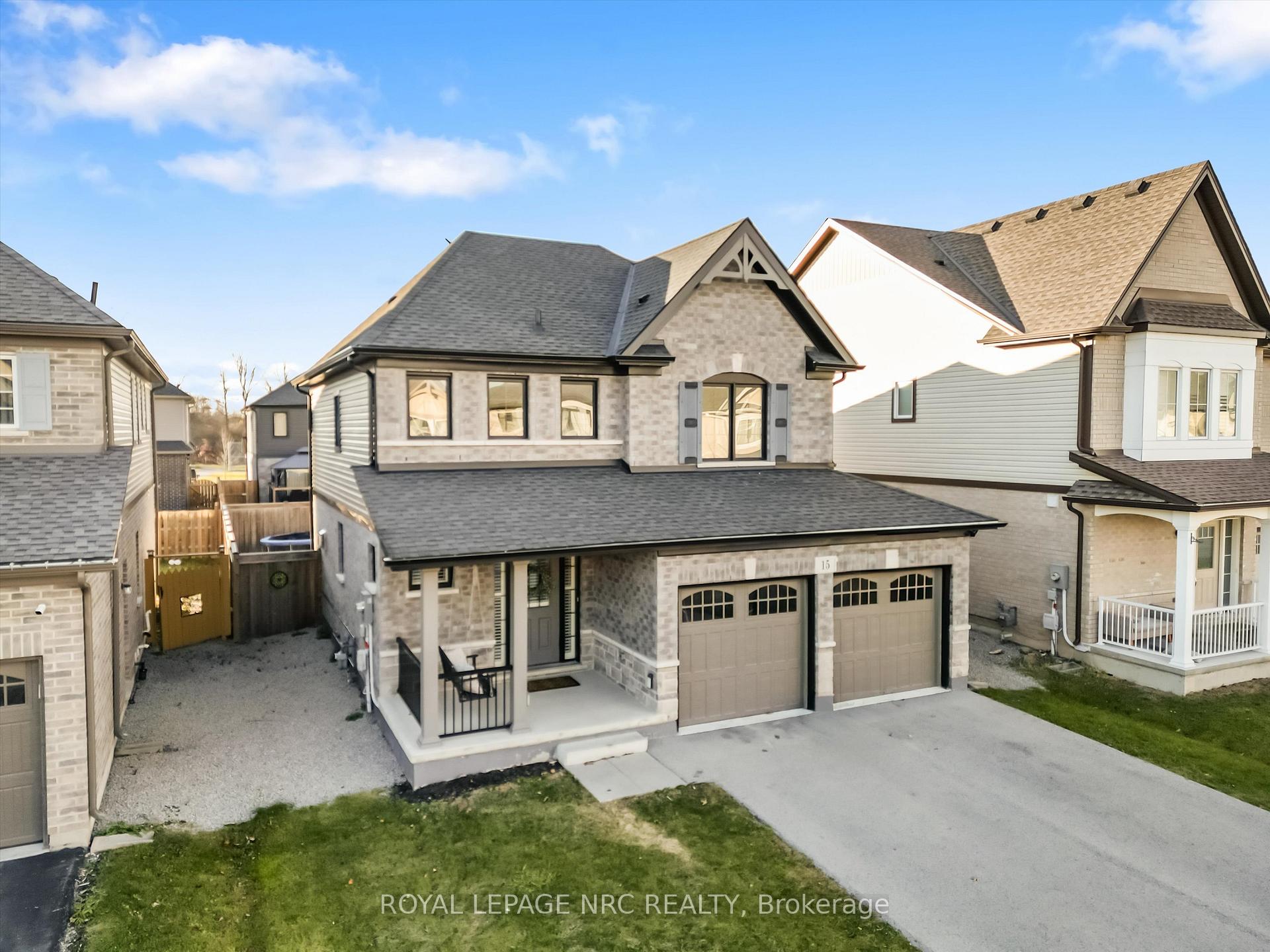 Photo 2 of 15 Crow Street, Welland, Coyle Creek — HOMEH