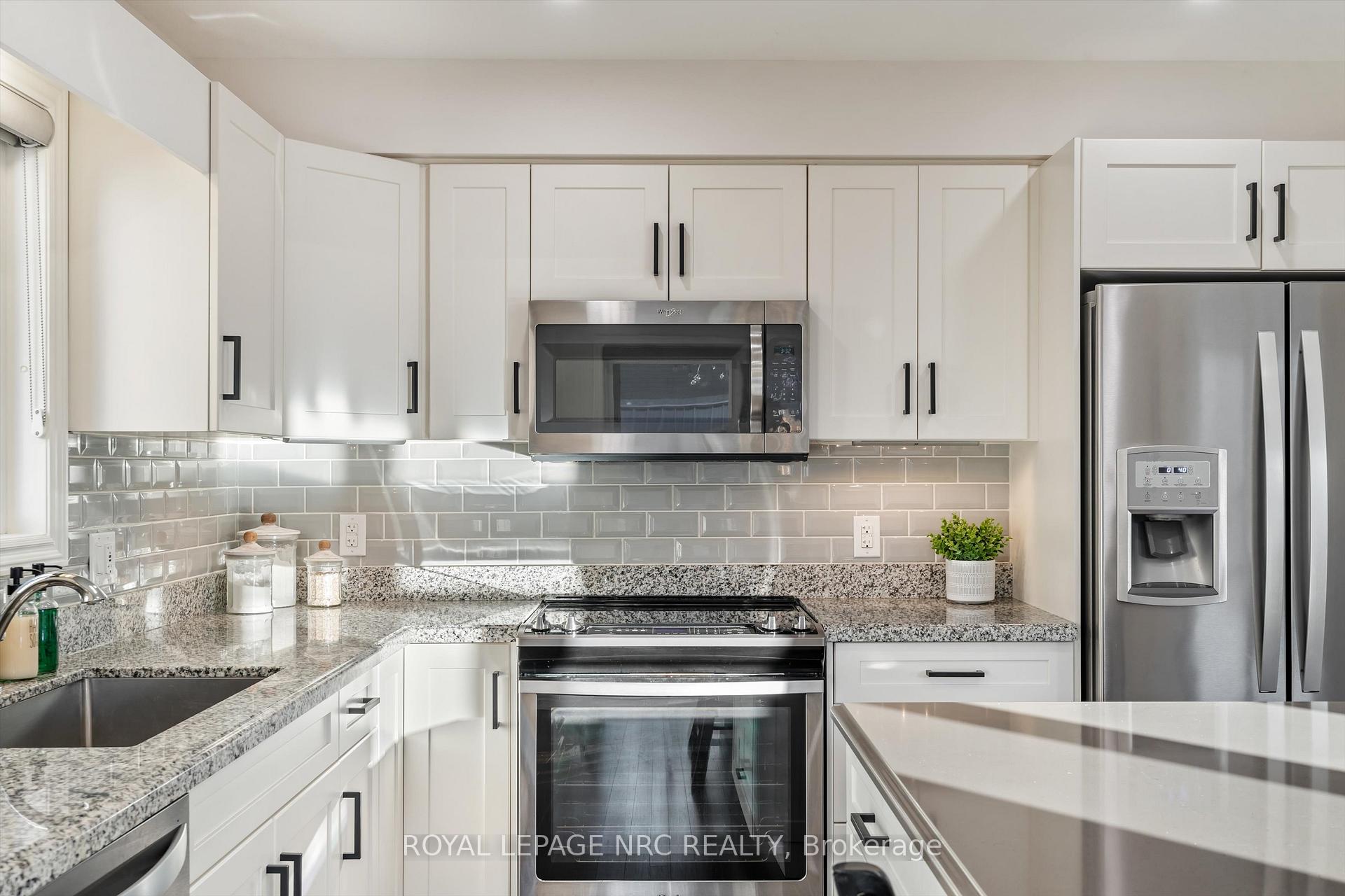 Photo 12 of 15 Crow Street, Welland, Coyle Creek — HOMEH