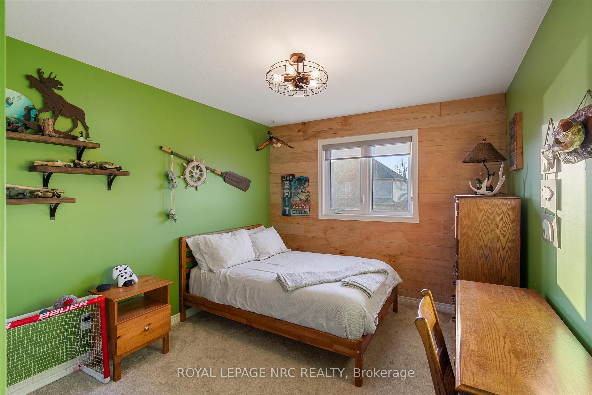 Photo 16 of 15 Crow Street, Welland, Coyle Creek — HOMEH