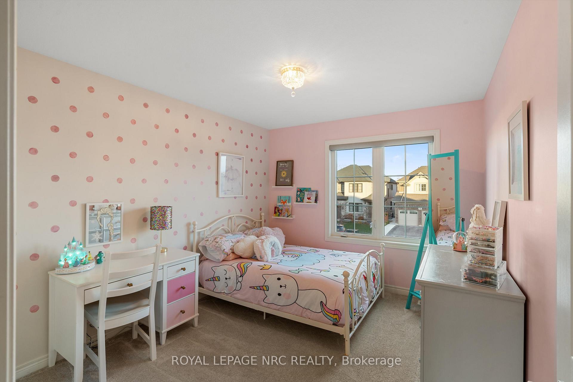 Photo 19 of 15 Crow Street, Welland, Coyle Creek — HOMEH