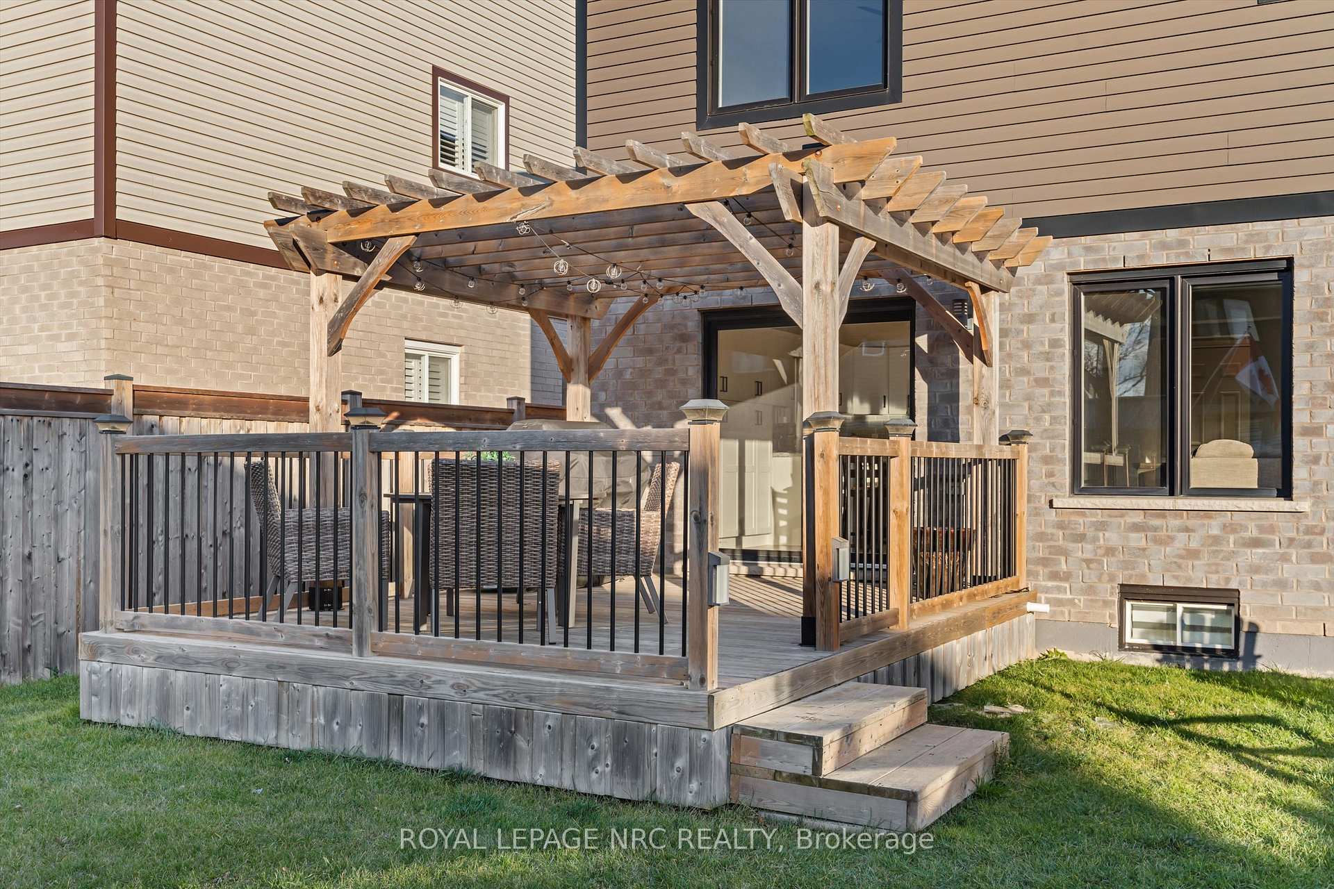 Photo 33 of 15 Crow Street, Welland, Coyle Creek — HOMEH