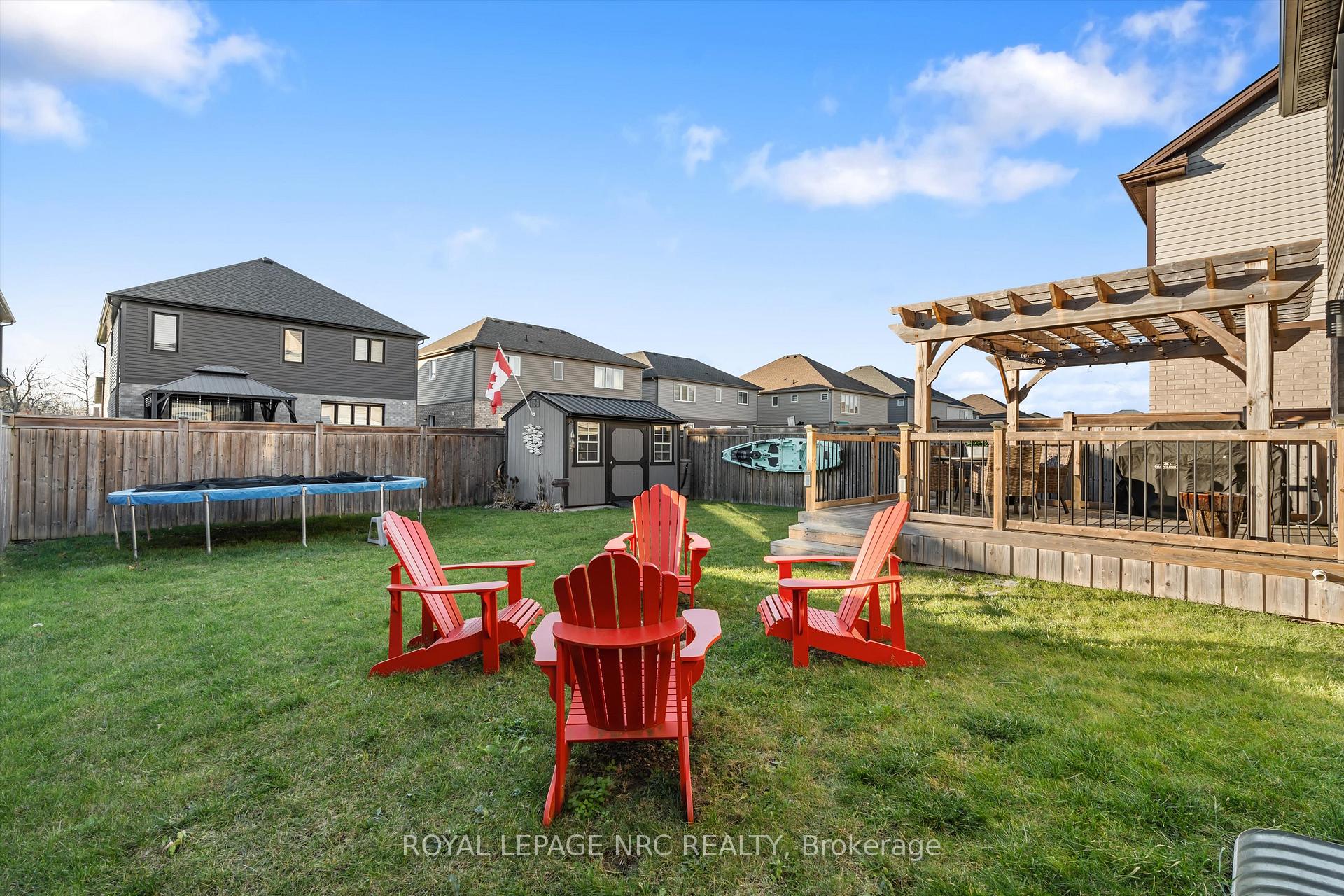 Photo 35 of 15 Crow Street, Welland, Coyle Creek — HOMEH