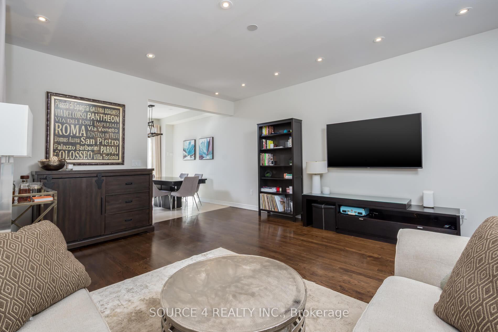 Photo 10 of 30 Alexie Way, Vaughan, Vellore Village — HOMEH