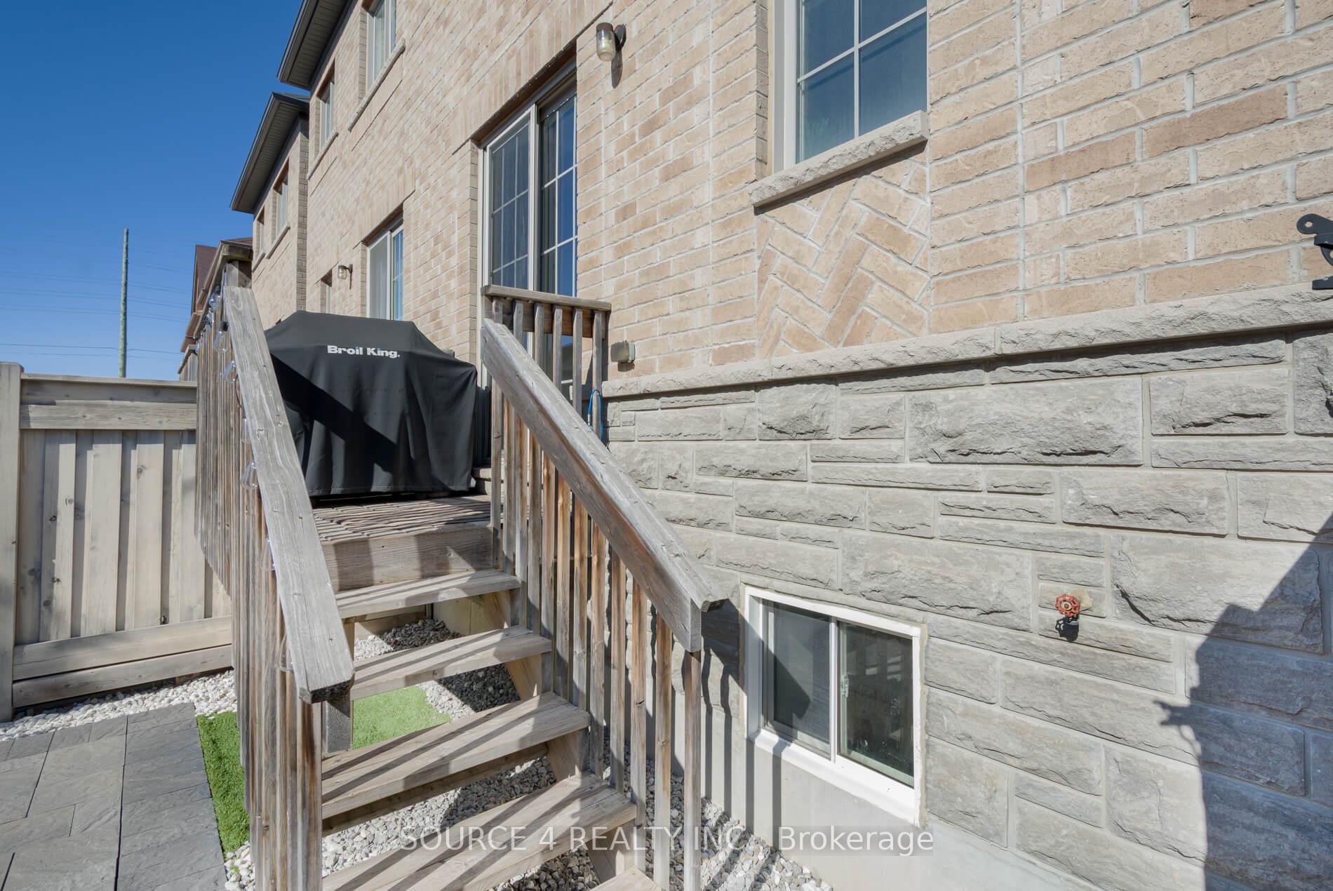 Photo 36 of 30 Alexie Way, Vaughan, Vellore Village — HOMEH