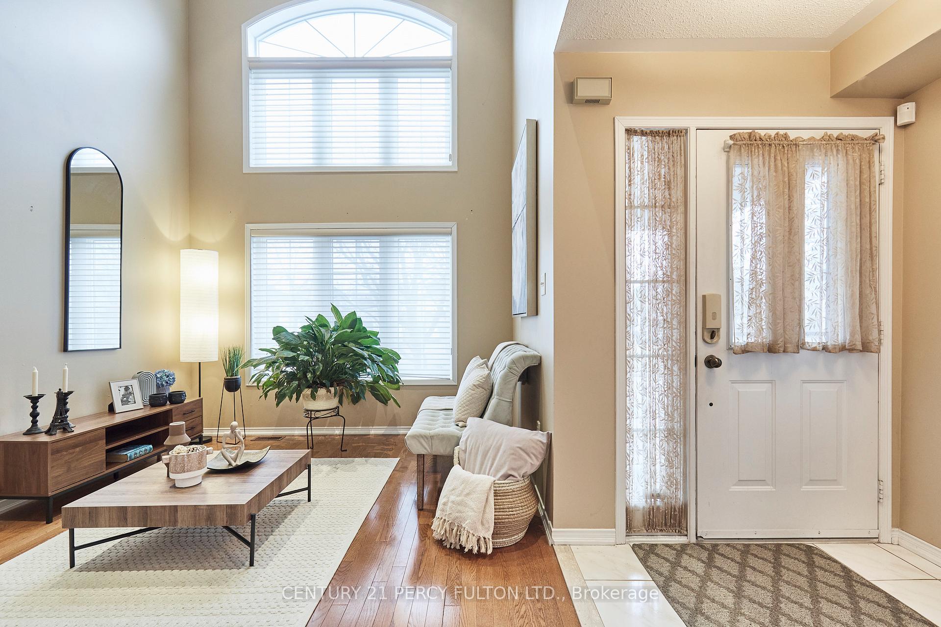 Photo 2 of 1463 Heartland Boulevard, Oshawa, Taunton — HOMEH