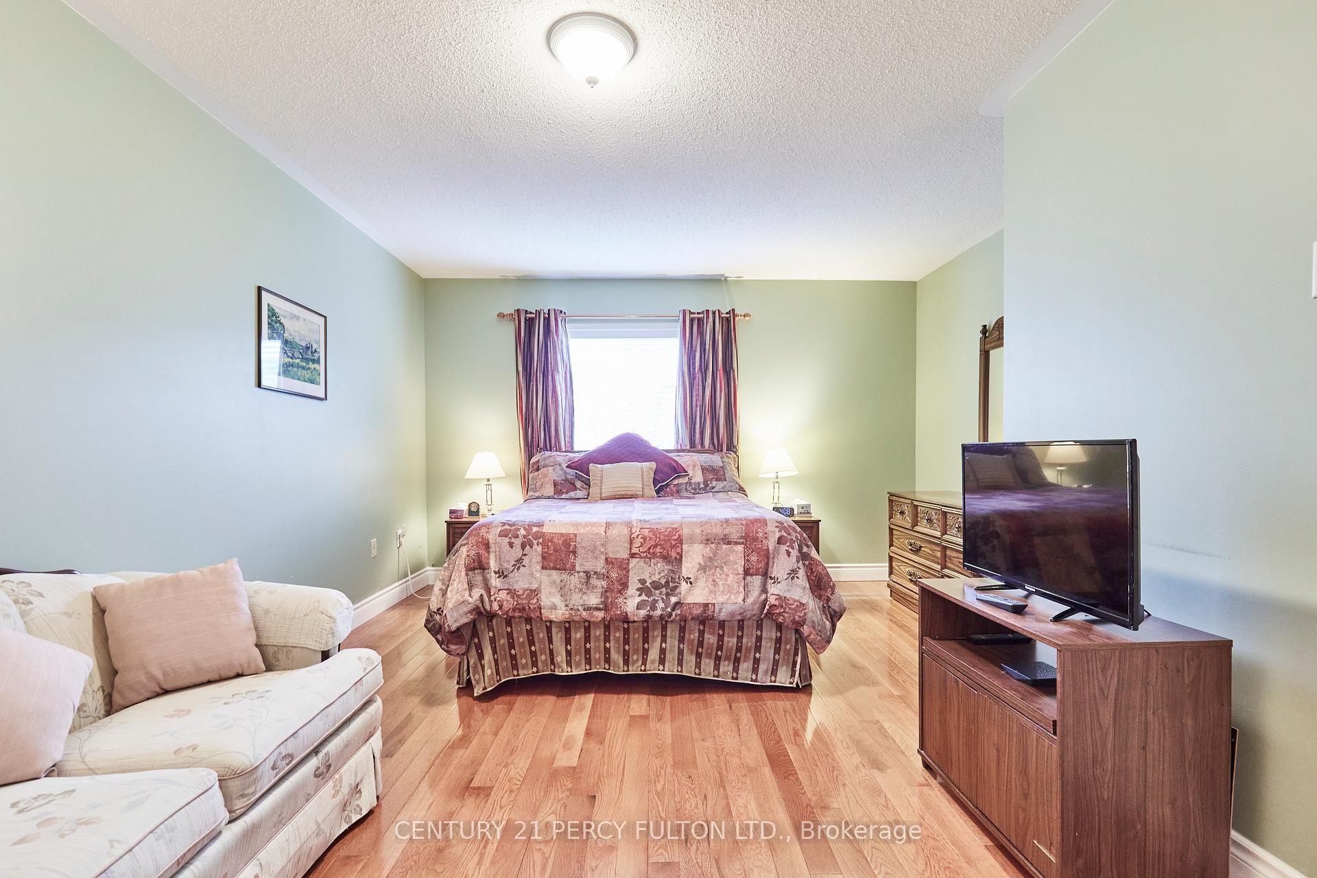Photo 20 of 1463 Heartland Boulevard, Oshawa, Taunton — HOMEH