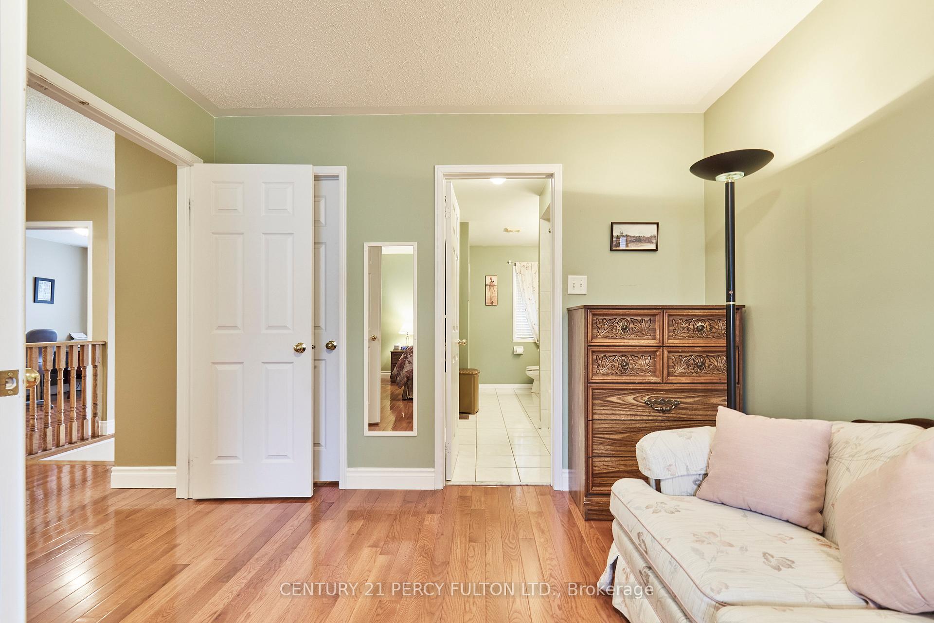 Photo 21 of 1463 Heartland Boulevard, Oshawa, Taunton — HOMEH