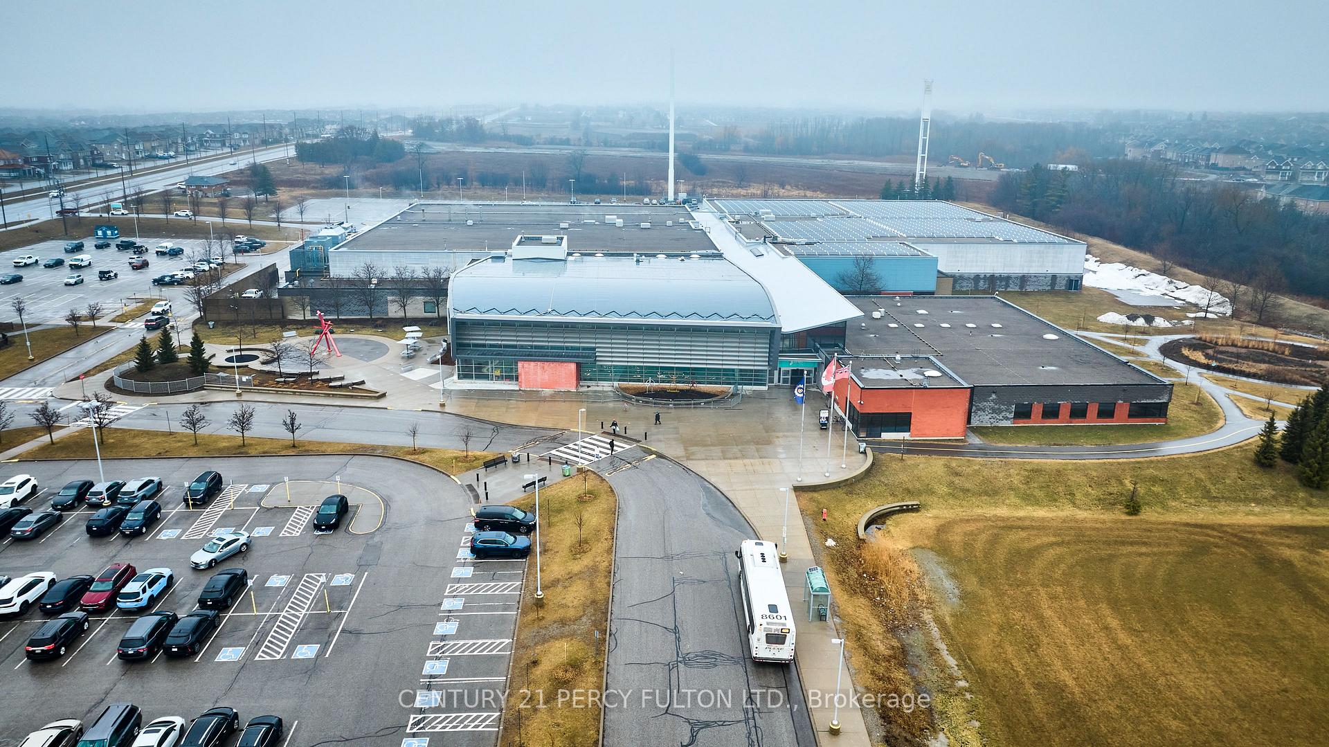 Photo 35 of 1463 Heartland Boulevard, Oshawa, Taunton — HOMEH