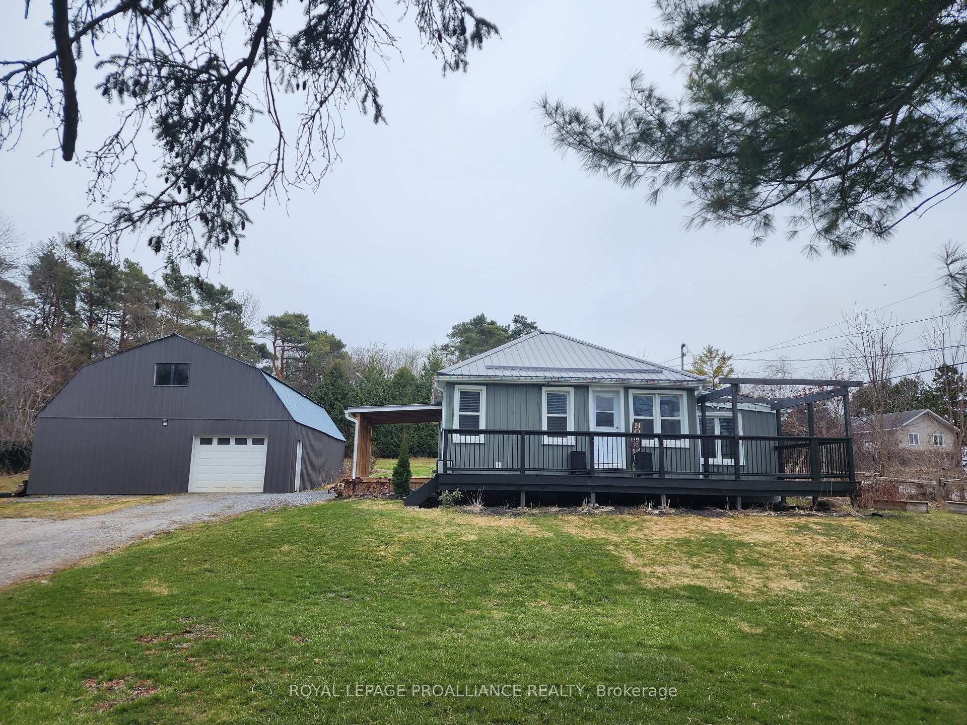 Front of 2307 County Road 3