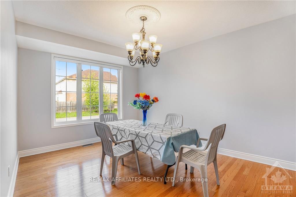 Photo 5 of 154 Marshfield Street, Ottawa, Avalon East — HOMEH