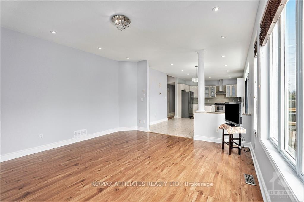Photo 8 of 154 Marshfield Street, Ottawa, Avalon East — HOMEH