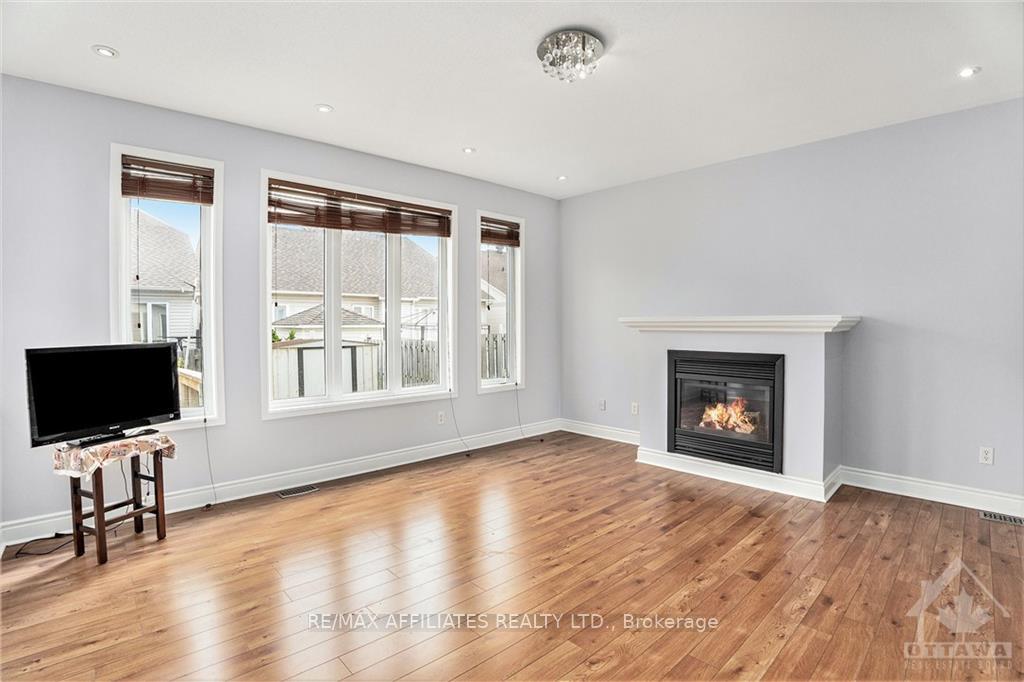 Photo 10 of 154 Marshfield Street, Ottawa, Avalon East — HOMEH