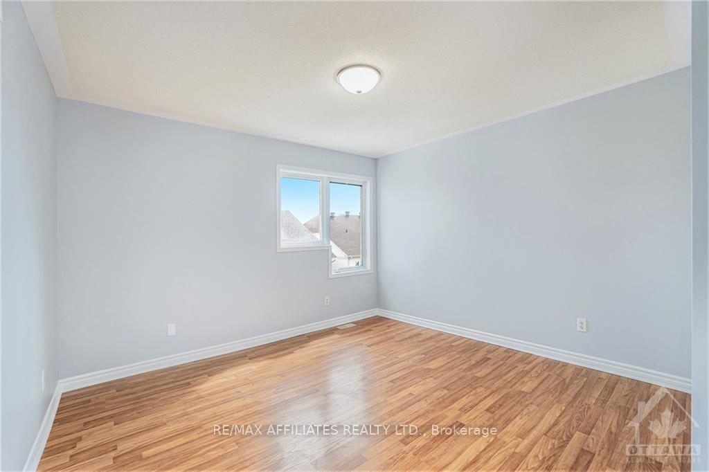 Photo 15 of 154 Marshfield Street, Ottawa, Avalon East — HOMEH