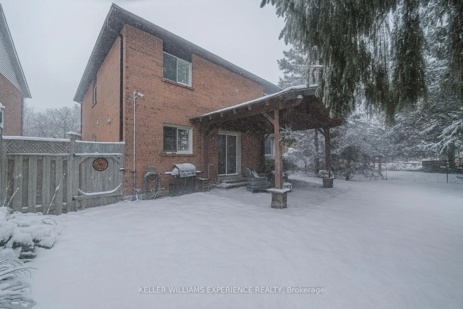 Photo 3 of 22 River Ridge Road, Barrie, Bayshore — HOMEH