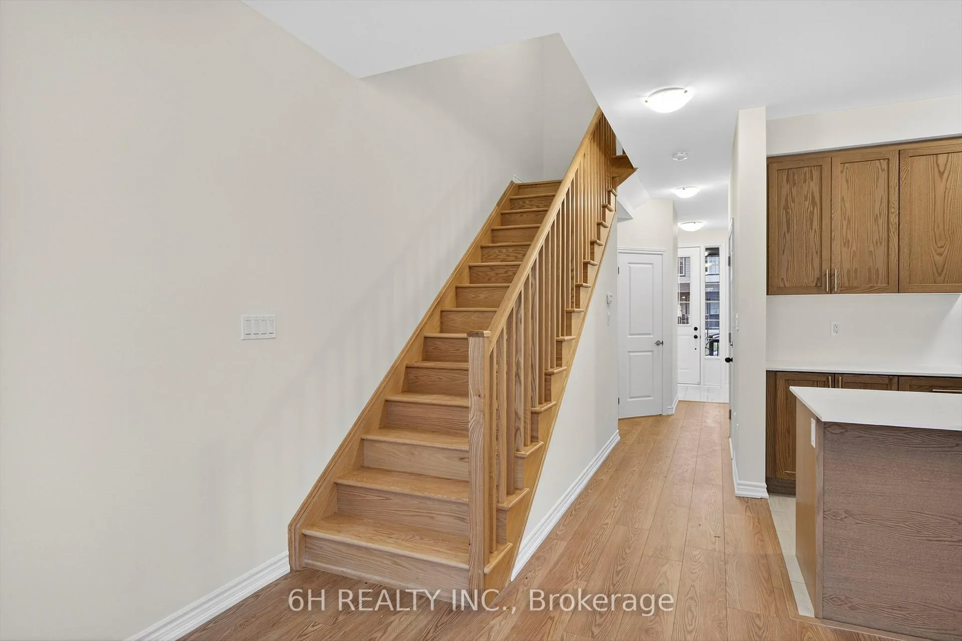 Photo 20 of 736 Carpenter Trail, Peterborough, Monaghan Ward 2 — HOMEH