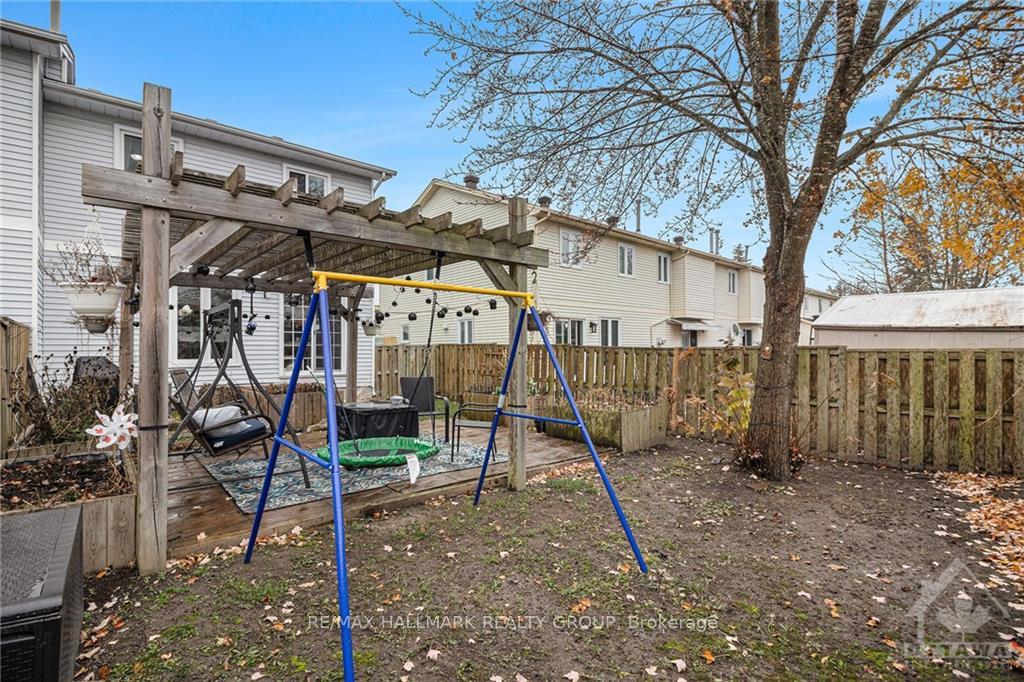 Photo 13 of 1434 Caravel Crescent, Ottawa, Bilberry Creek/Queenswood Heights — HOMEH