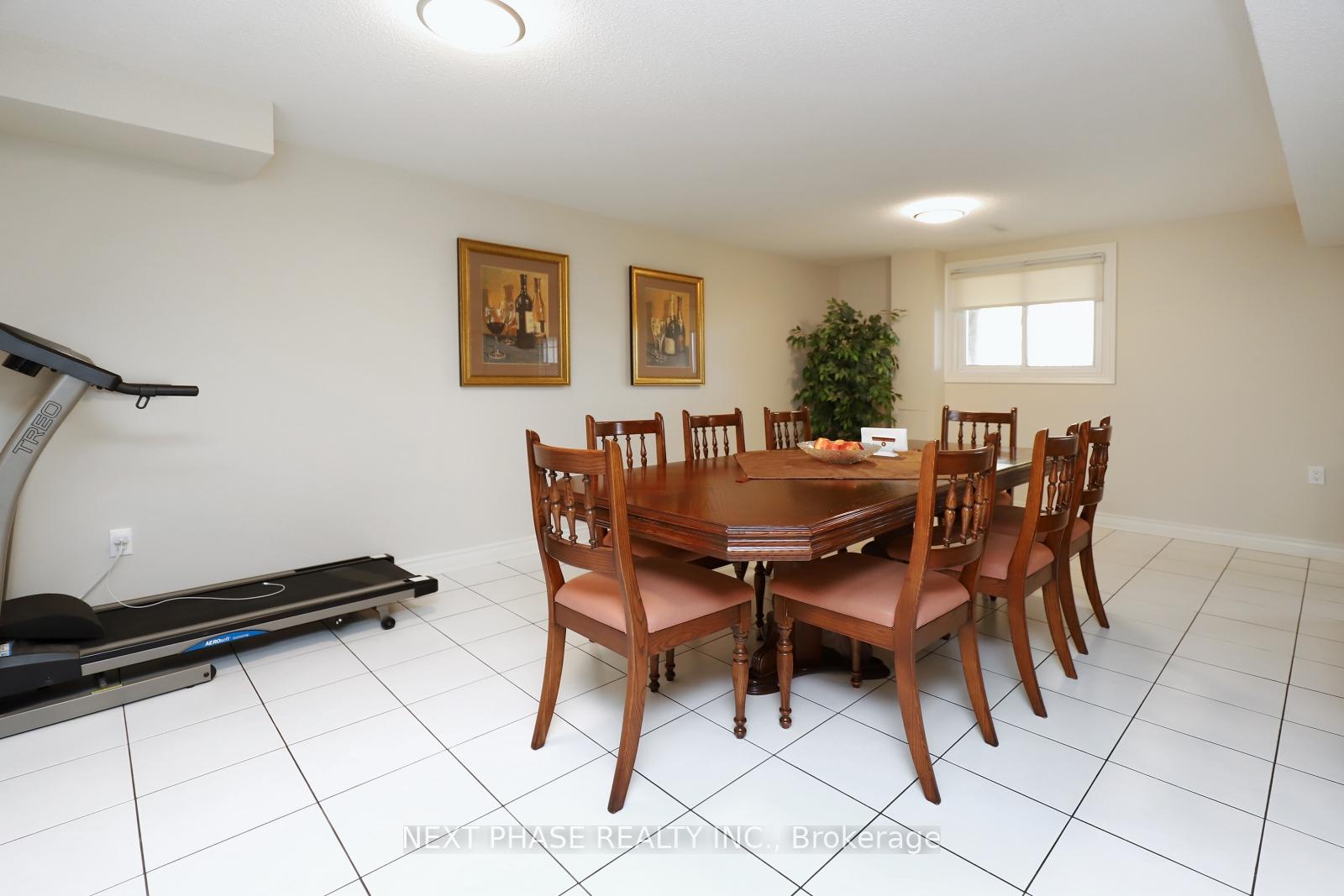 Photo 24 of 129 Kaiser Drive, Vaughan, West Woodbridge — HOMEH