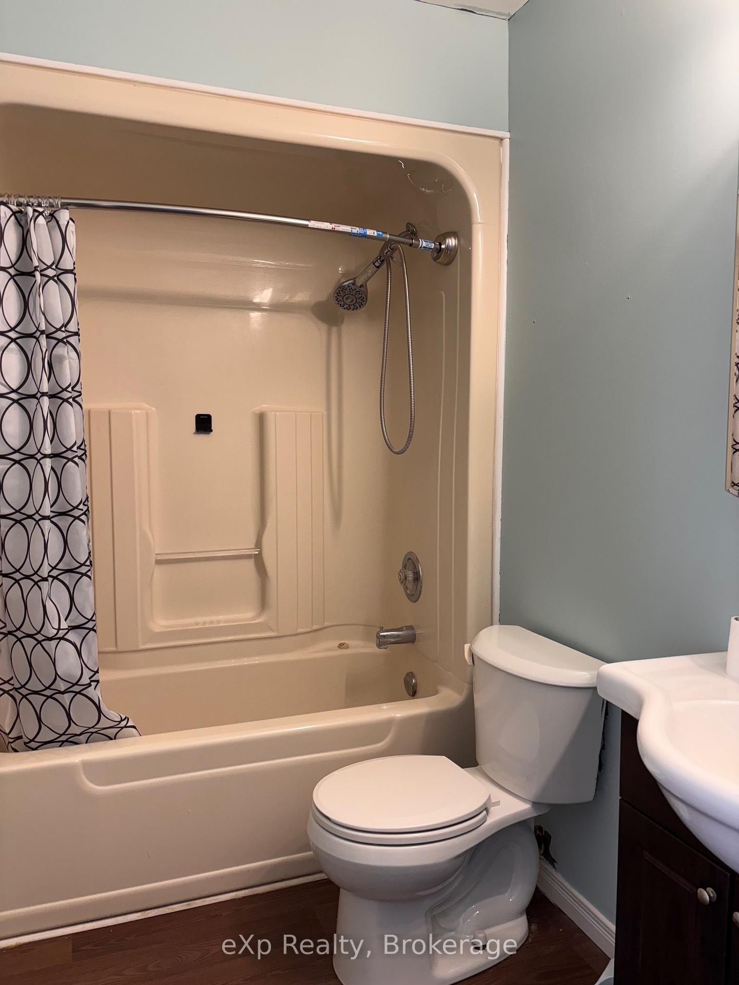 Photo 9 of Unit 303, 205 Archy Street S, Brockton — HOMEH